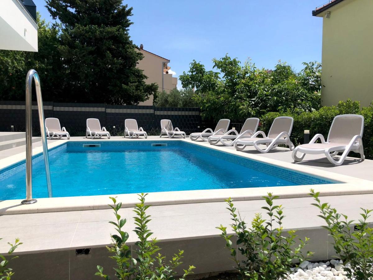 Seka Apartments With A Pool Kaštela Exteriör bild