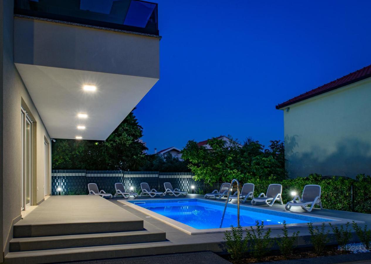 Seka Apartments With A Pool Kaštela Exteriör bild